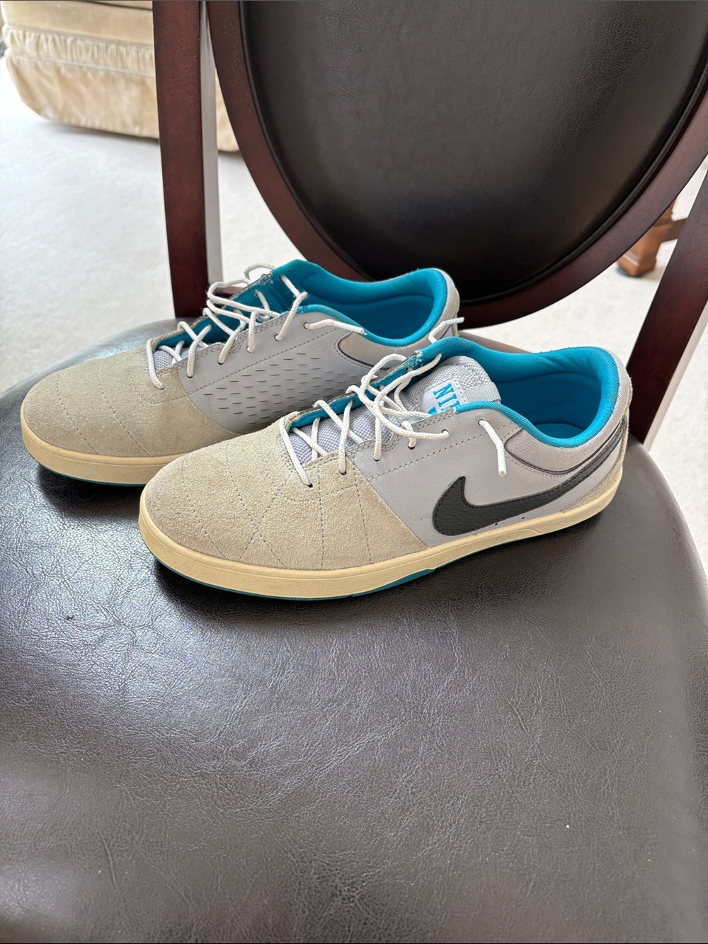 Nike Women's Athletic Shoes White and Teal